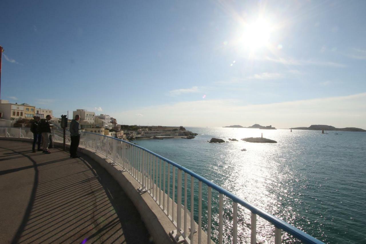 Stud Terras Ville Corniche 2 Pers Stat Gratuit Rue Modif Suivt Possib Et Accord Exclusif 마르세유 외부 사진